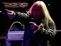 Maky prožívá band show